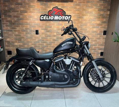 HARLEY-DAVIDSON SPORTSTER XL 883N IRON 